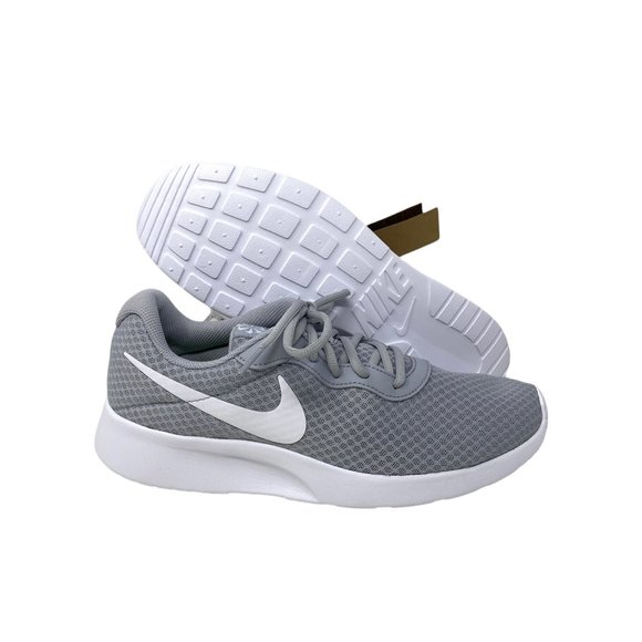 💖MEGA SALE💖Nike WOMEN Running Shoe DJ6257 003 Tanjun Wolf Grey White  Canvas - Picture 4 of 9